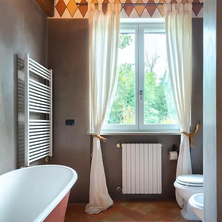Cascina Moglia 8&1, Emma Villa
